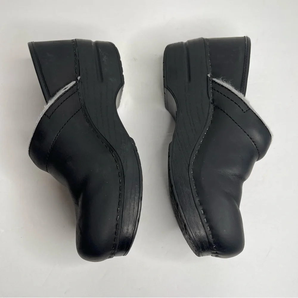 DANSKO Black Professional Nursing Sherpa Trim Slip On Clog Black Size 37